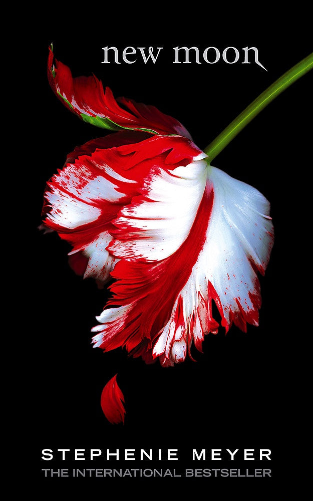 New Moon By Stephanie Meyer