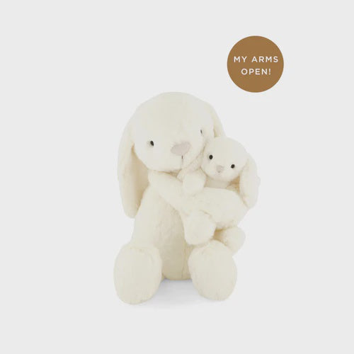 Snuggle Bunnies - Plush Frankie the Hugging Bunny - Marshmellow